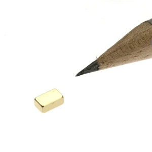 Cuboide magnetico 5,0 x 3,0 x 2,0 mm N52 Oro - aderenza 550 g