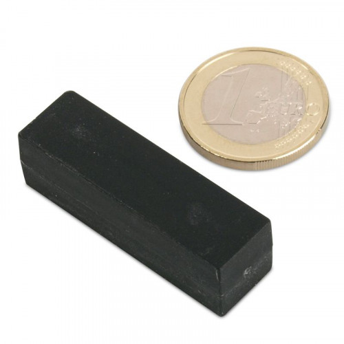Magnete al neodimio 40,0 x 12,0 x 12,0 mm con rivestimento in plastica - nero - 11 kg