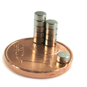 Disco magnetico Ø 3,0 x 1,5 mm N50 nichel - aderenza 300 g