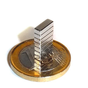 Cuboide magnetico 8,0 x 3,0 x 2,0 mm N44H nichel - aderenza 650 g